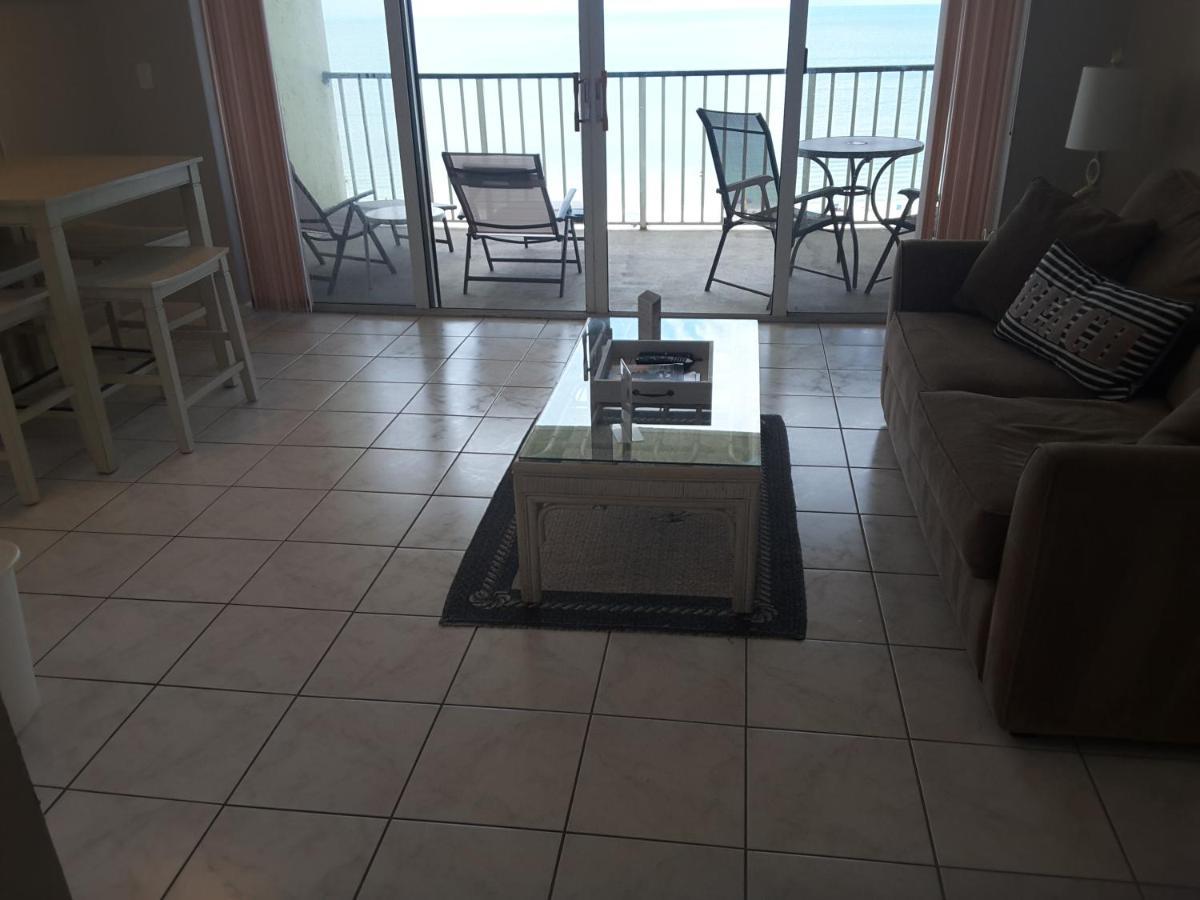 Steps Away From The Soft, White, Sandy Beaches Of Beautiful Marco Island!! Buitenkant foto