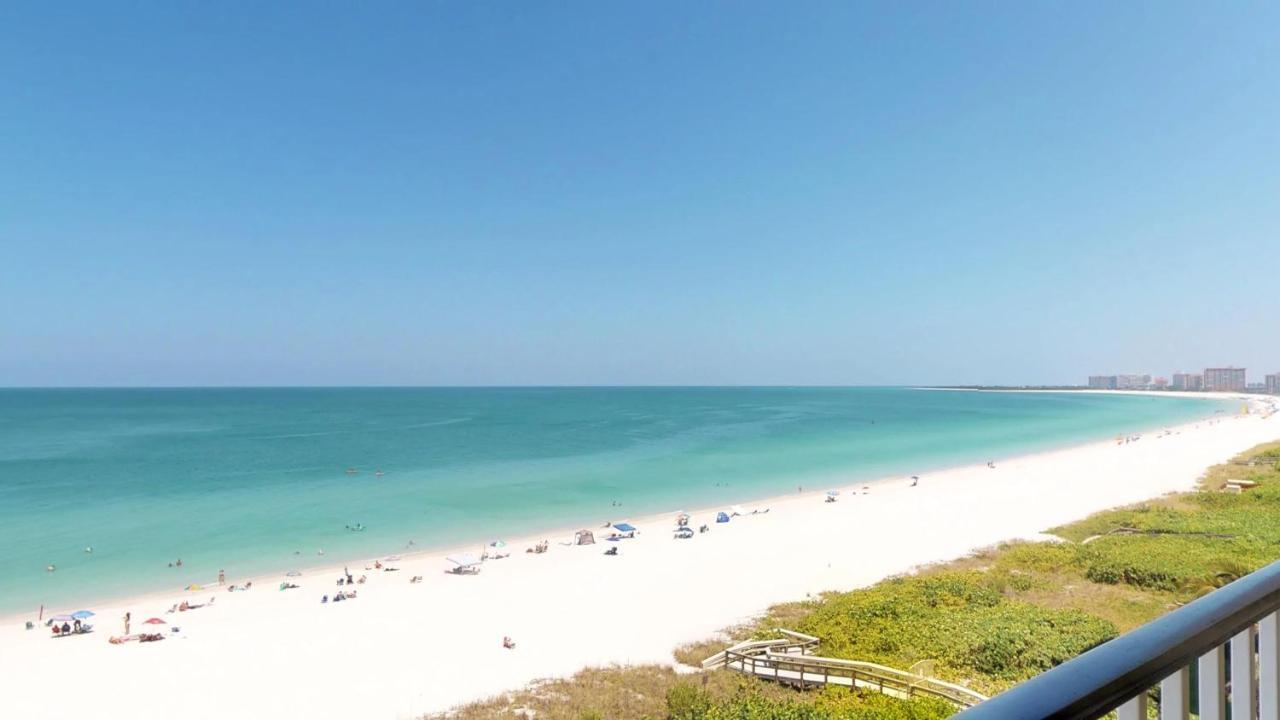 Steps Away From The Soft, White, Sandy Beaches Of Beautiful Marco Island!! Buitenkant foto